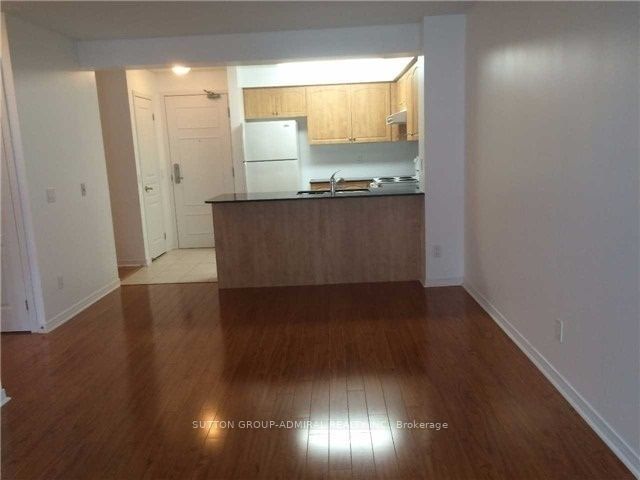 310 Red Maple Rd, unit 310 for rent