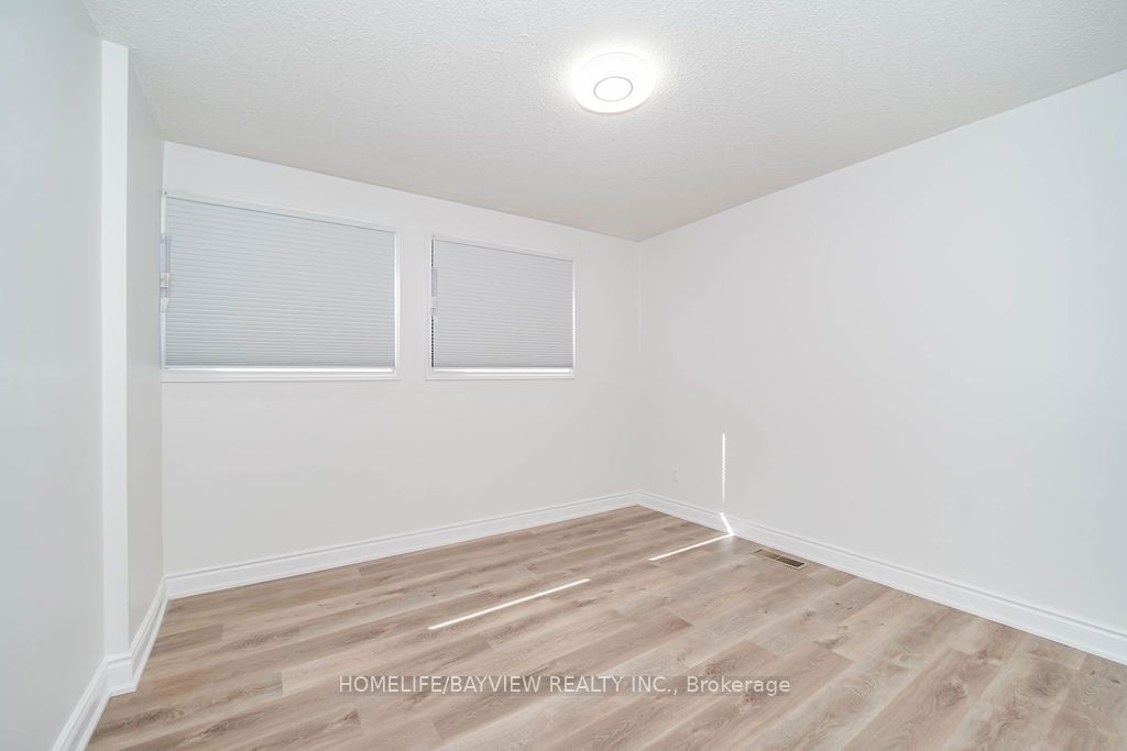 12 Poplar Cres, unit 34 for rent