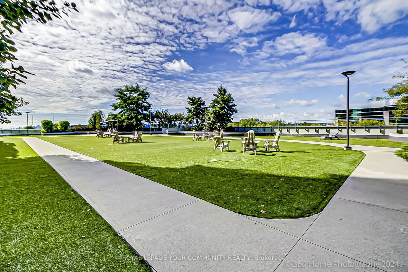 SkyCity Condos, Richmond Hill, Toronto