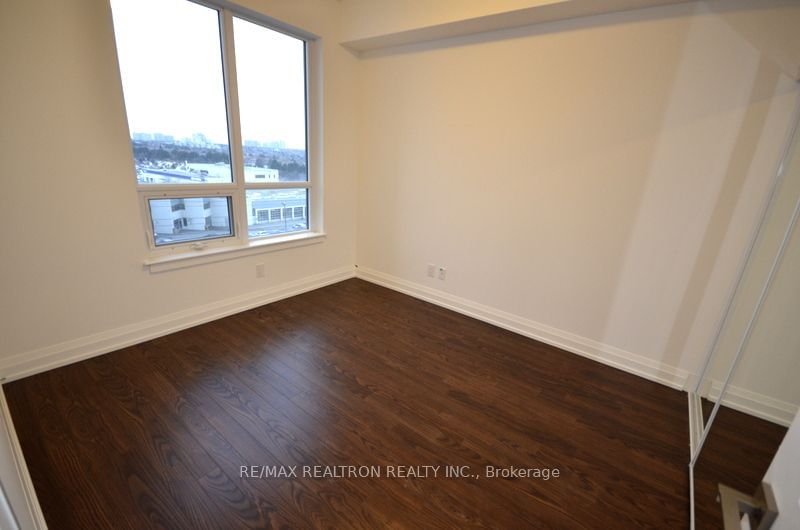 7171 Yonge St, unit 512 for rent