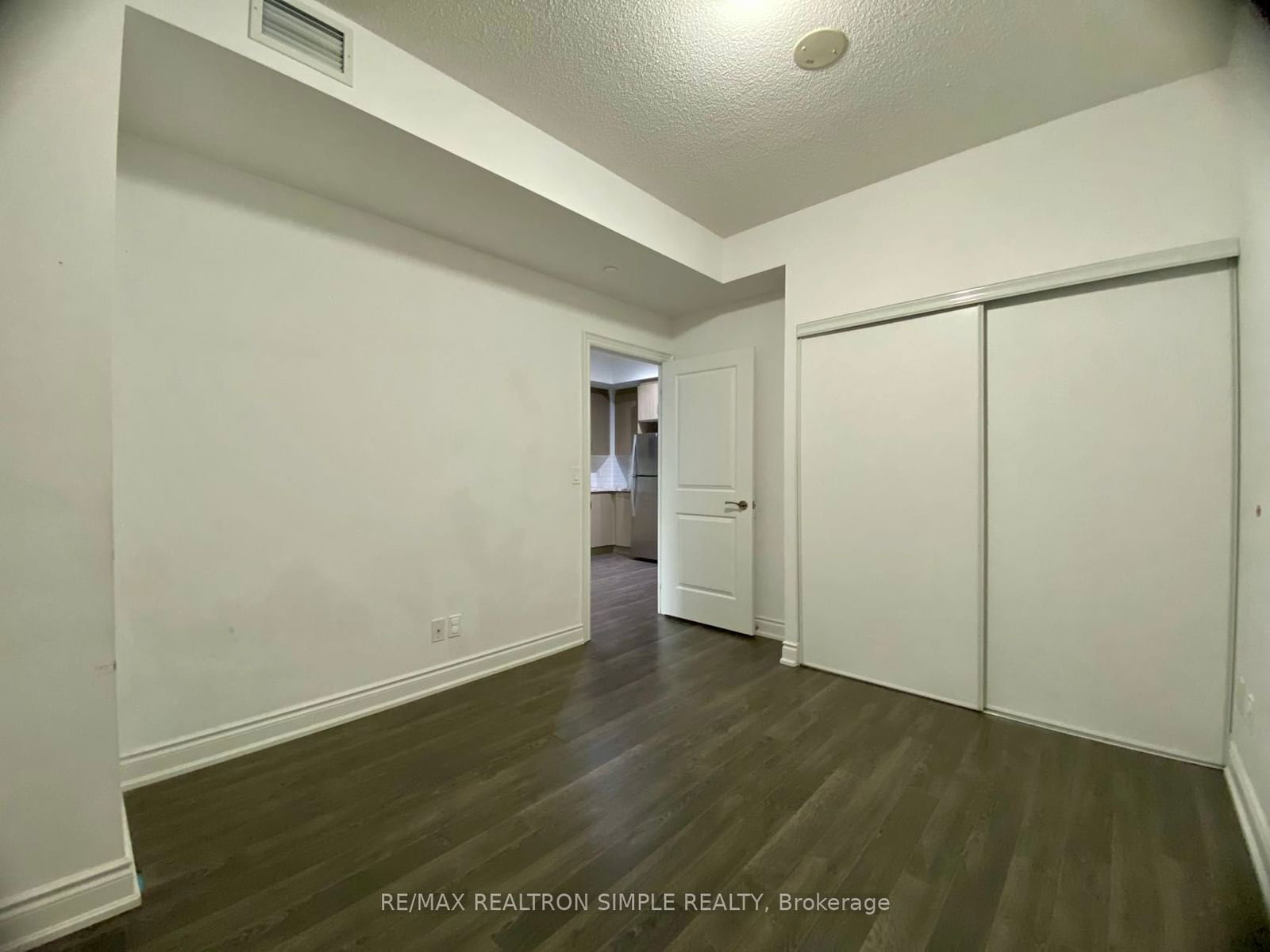 99 South Town Centre Blvd, unit B502 for rent