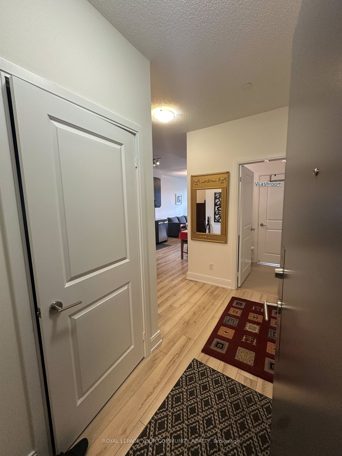 9600 Yonge St, unit 515B for rent