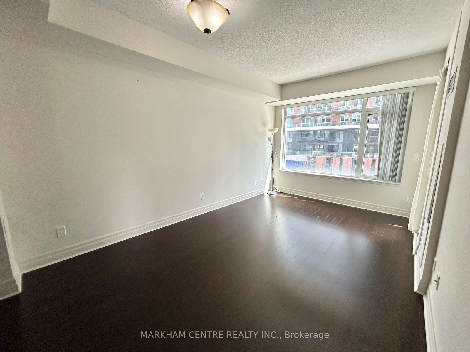 8110 Birchmount Rd E, unit 410 for rent