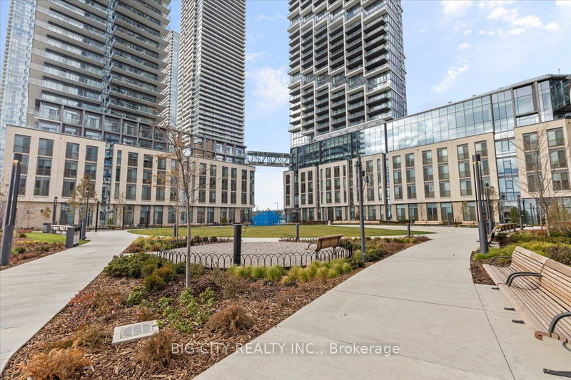 7890 Jane St, unit 5510 for sale