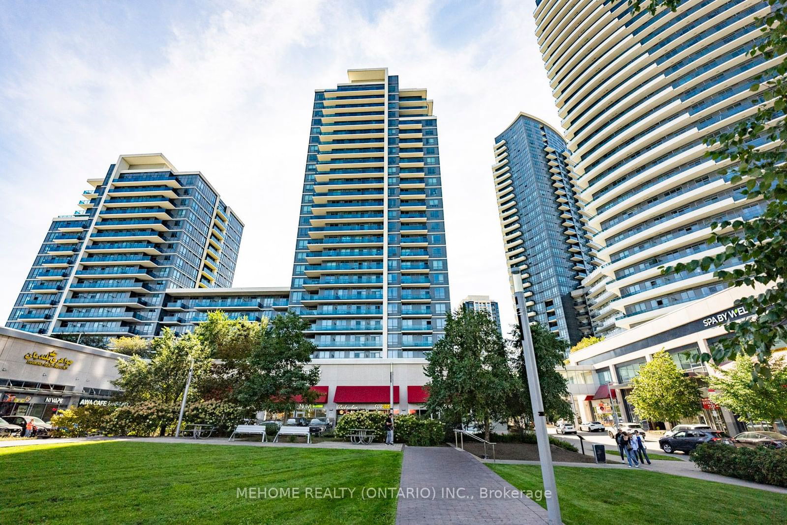 7165 Yonge St, unit 2208 for sale