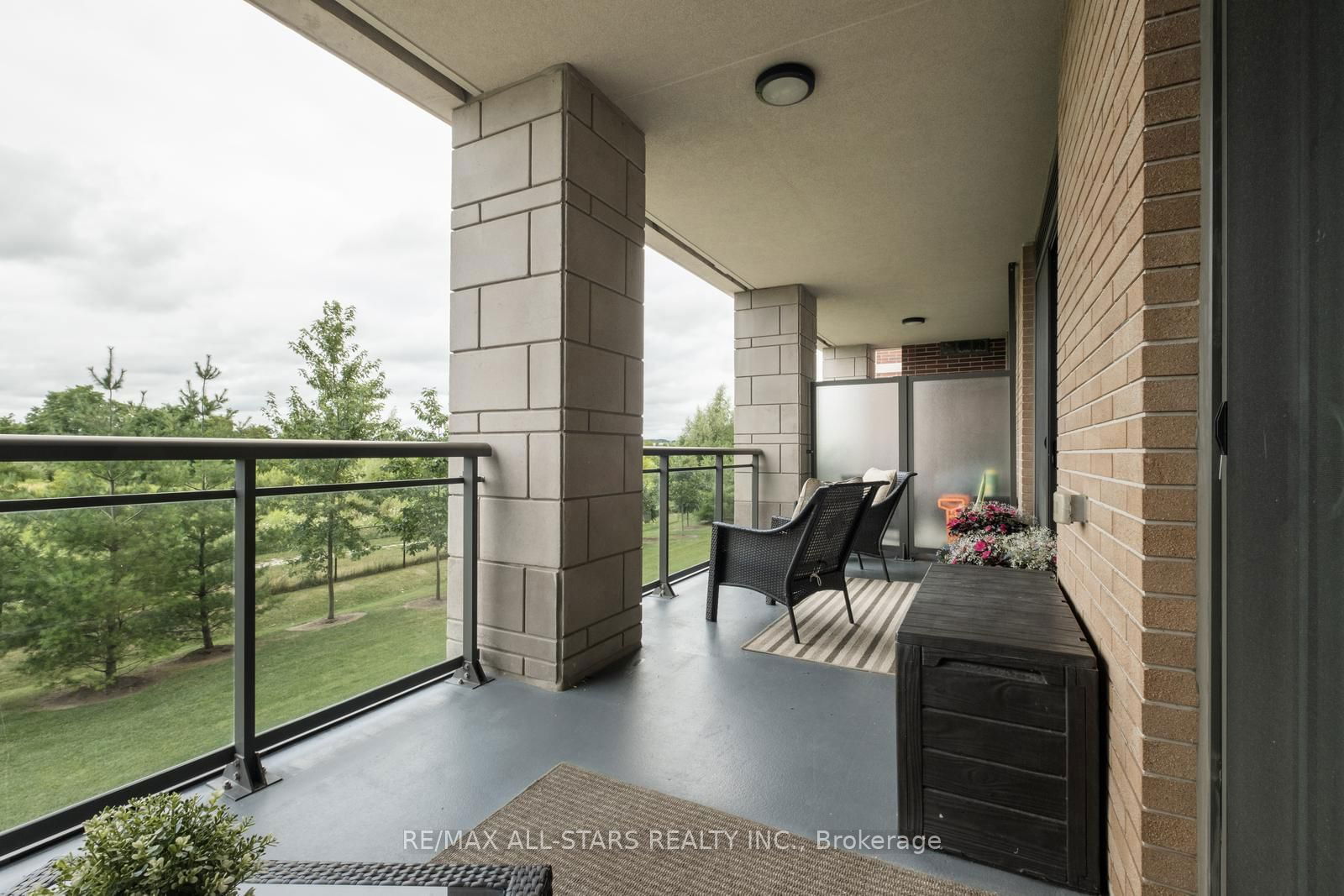 25 Baker Hill Blvd, unit 203 for sale