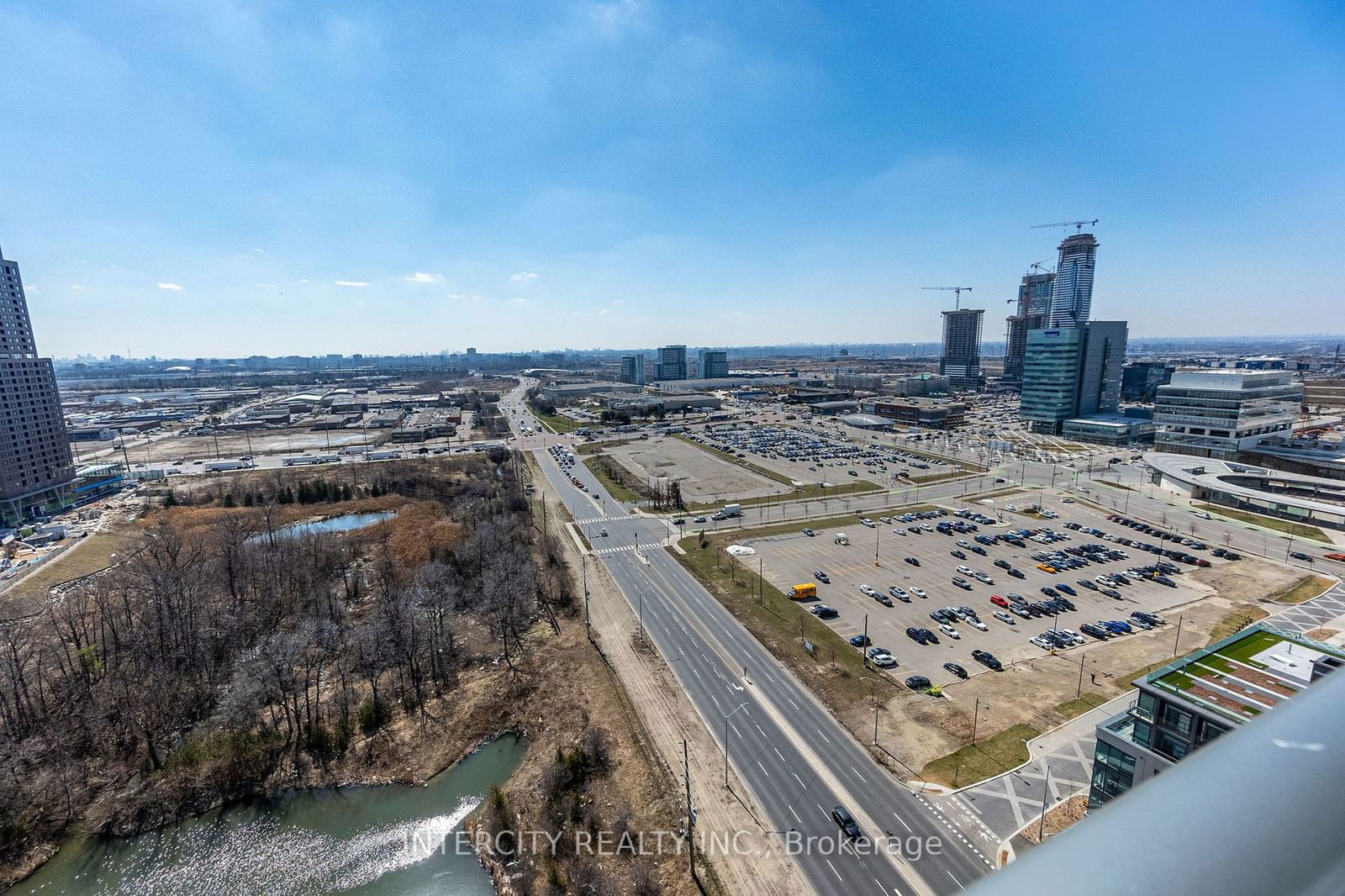 7895 Jane St, unit 2206 for sale