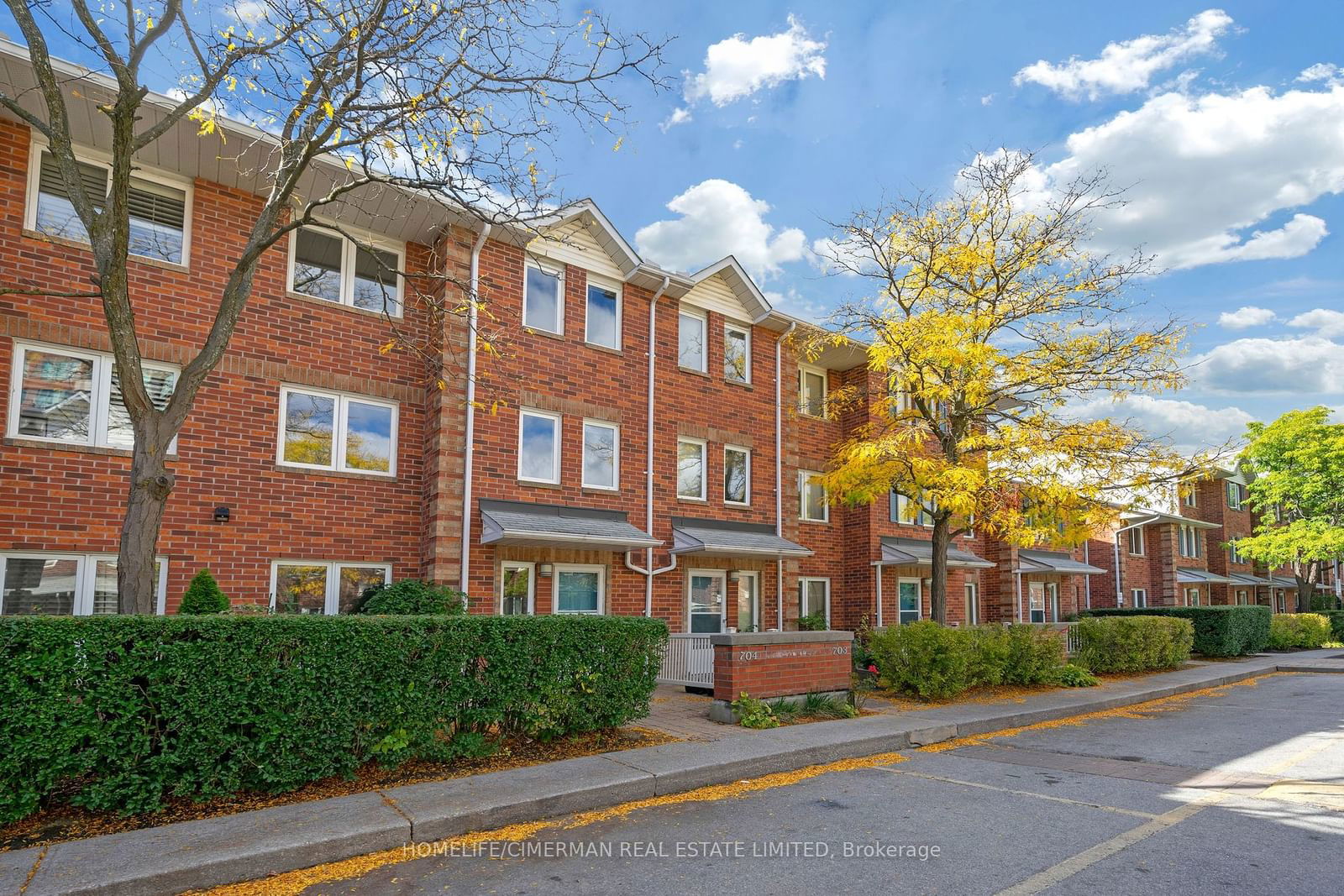 900 Steeles Ave Townhomes, Vaughan, Toronto