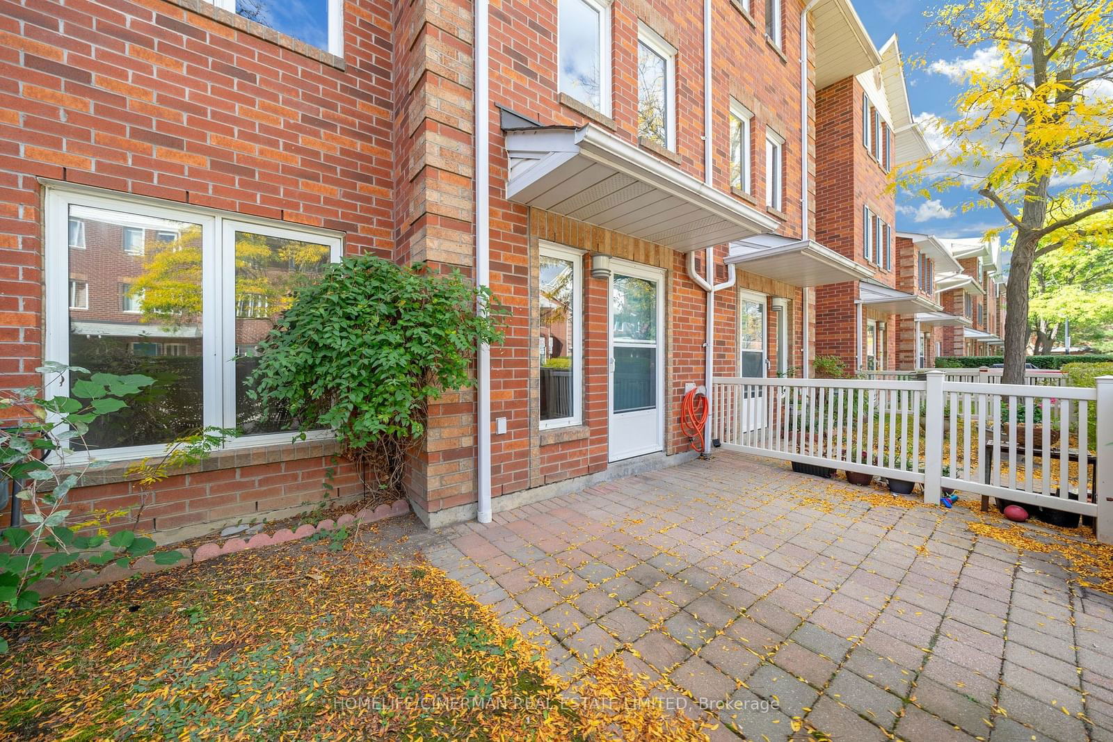 900 Steeles Ave Townhomes, Vaughan, Toronto