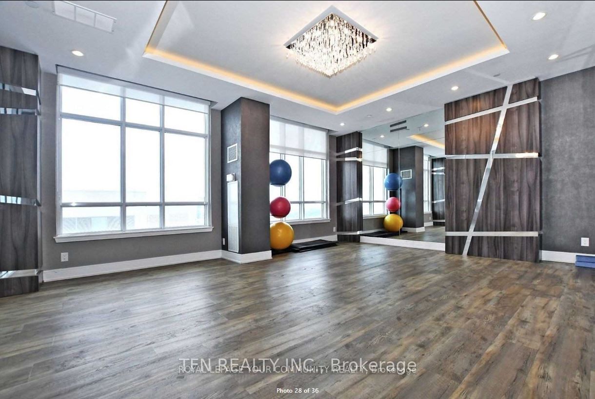 9201 Yonge St, unit 518 for sale