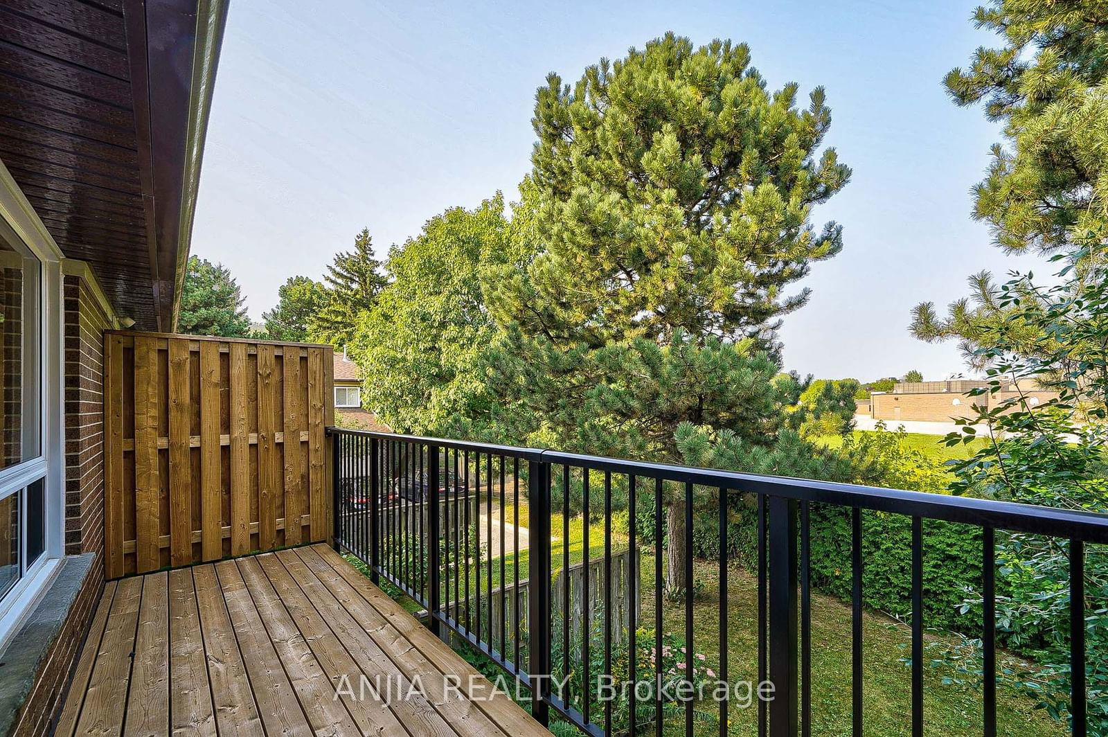 40 Castle Rock Drive Townhomes, Richmond Hill, Toronto