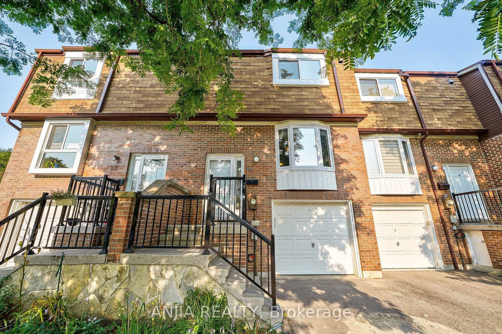 40 Castle Rock Drive Townhomes, Richmond Hill, Toronto