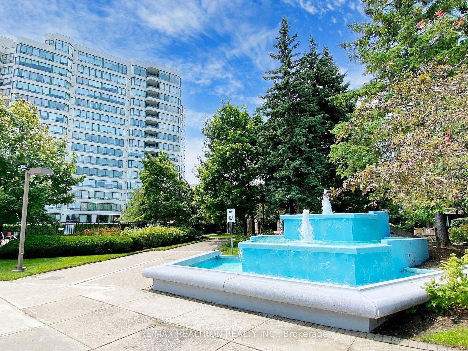 110 Promenade Circ, unit 107 for sale