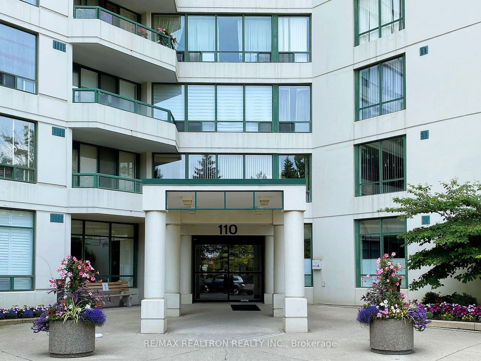 110 Promenade Circ, unit 107 for sale