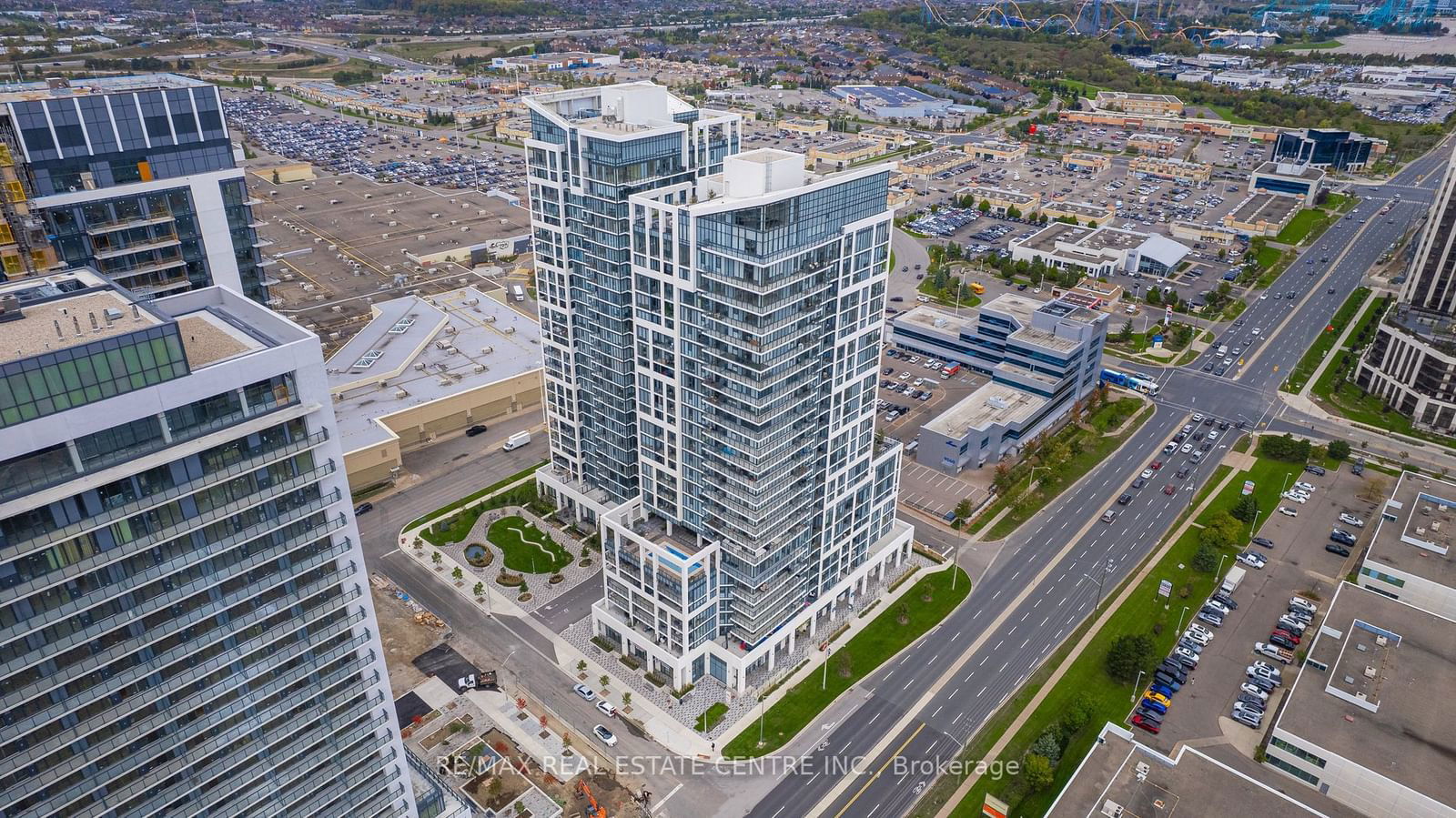 Fifth at Charisma Condos, Vaughan, Toronto