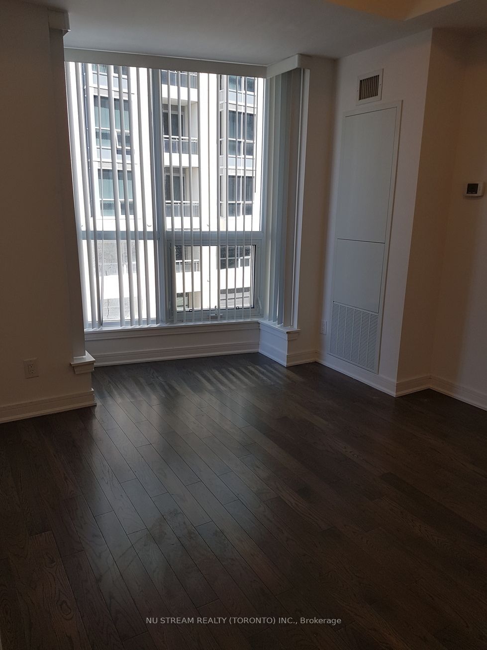 9191 Yonge St, unit 310 for rent