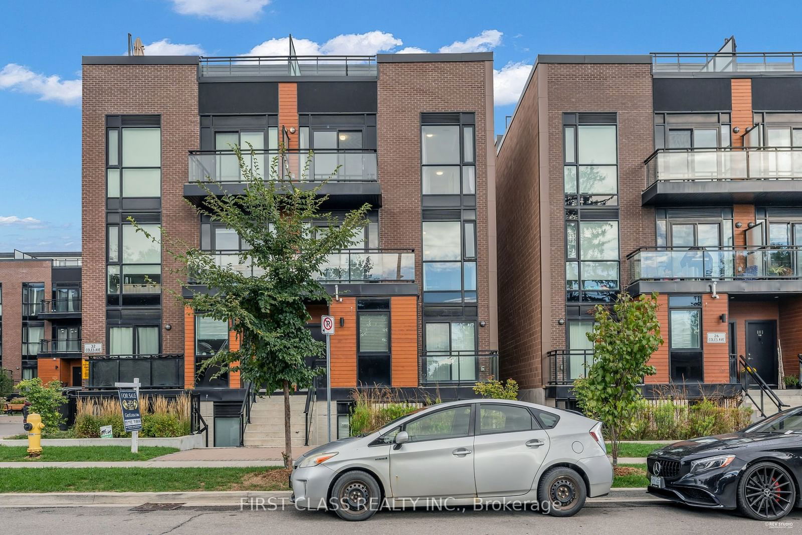 Oggi Townhomes, Vaughan, Toronto