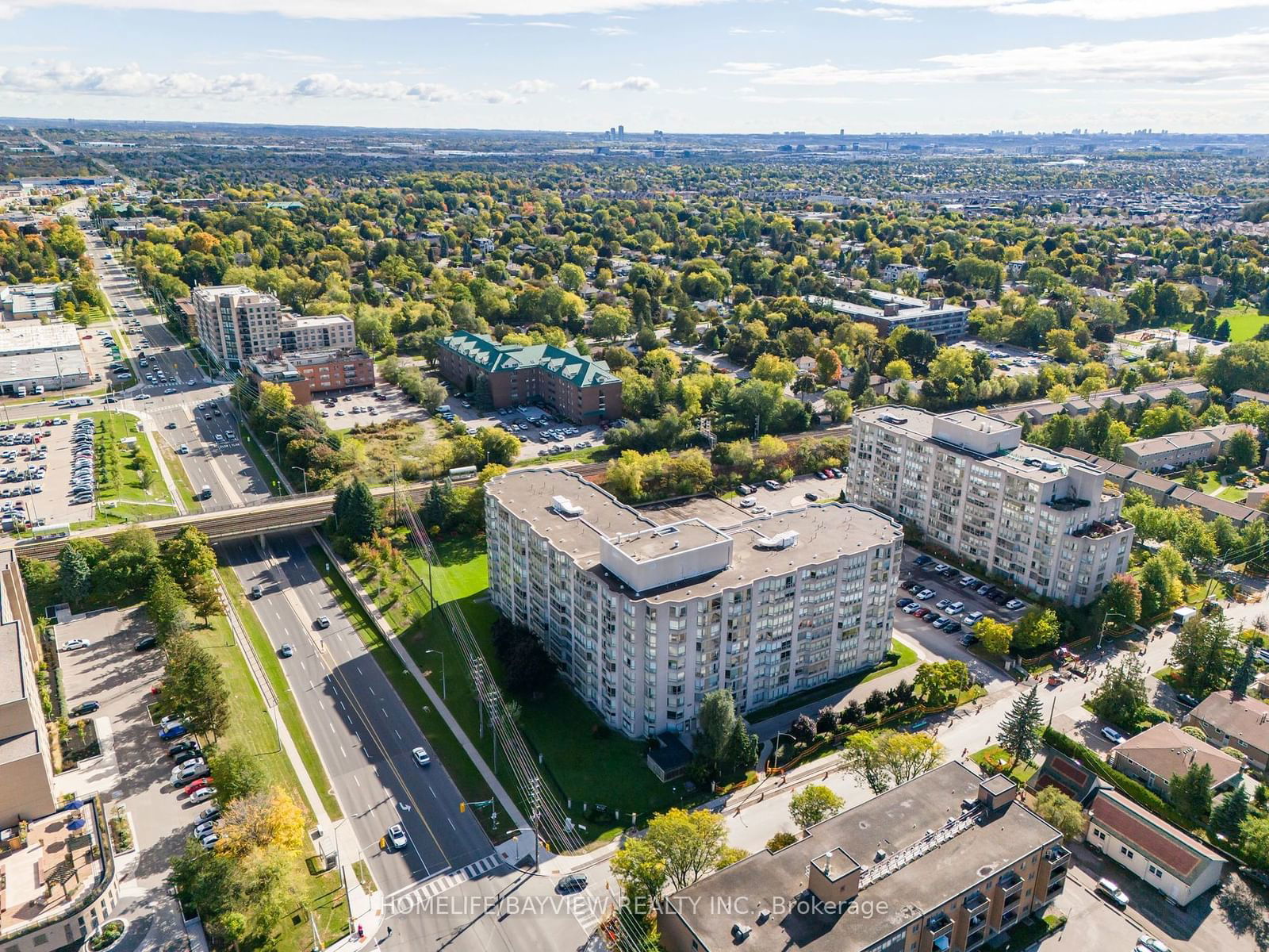 309 Major Mackenzie Dr E, unit 411 for sale