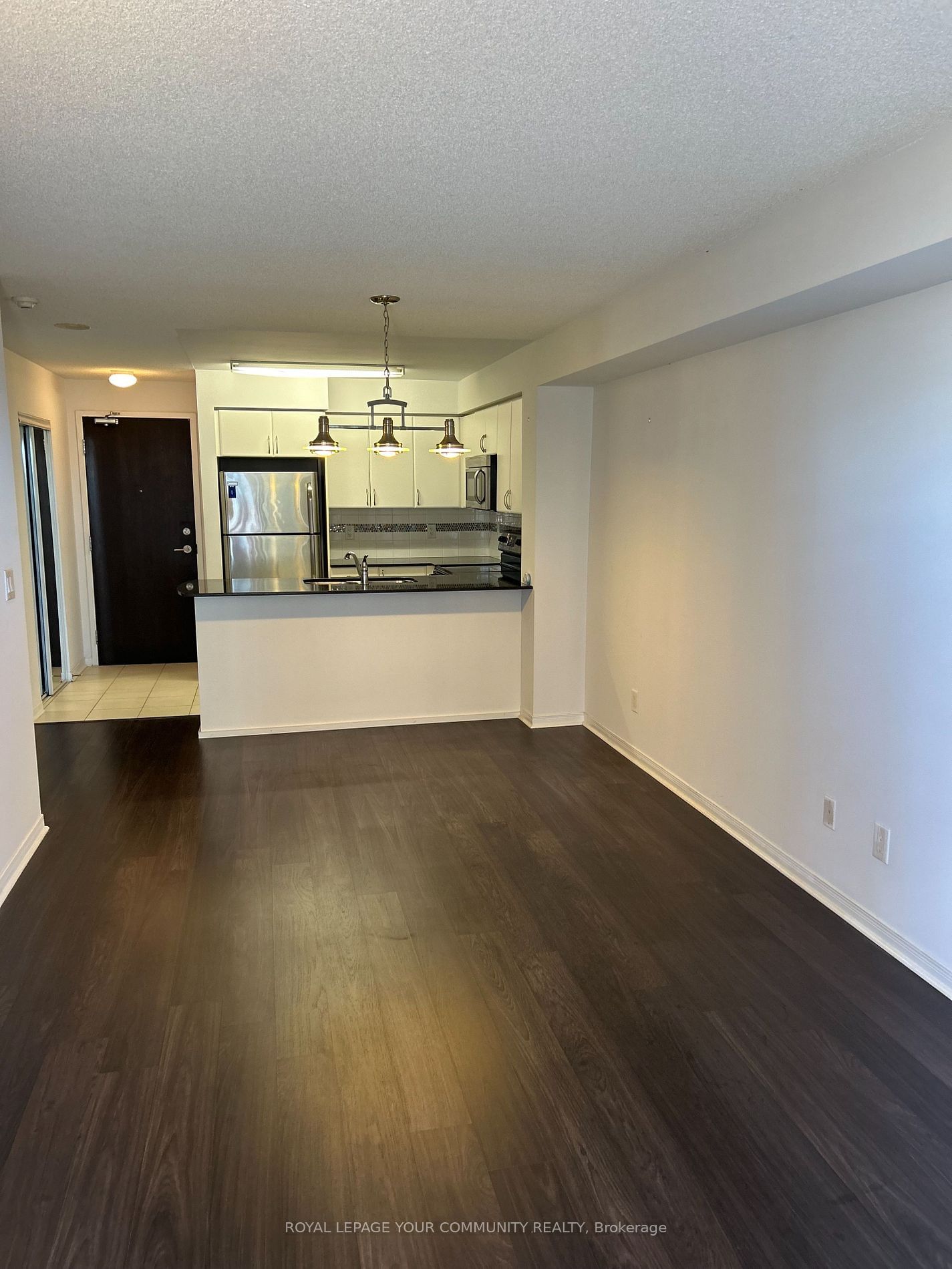 73 King William Cres, unit 809 for rent