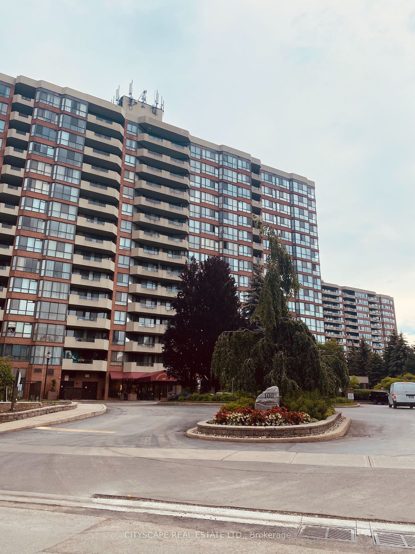 Observatory Lane Condo, Richmond Hill, Toronto