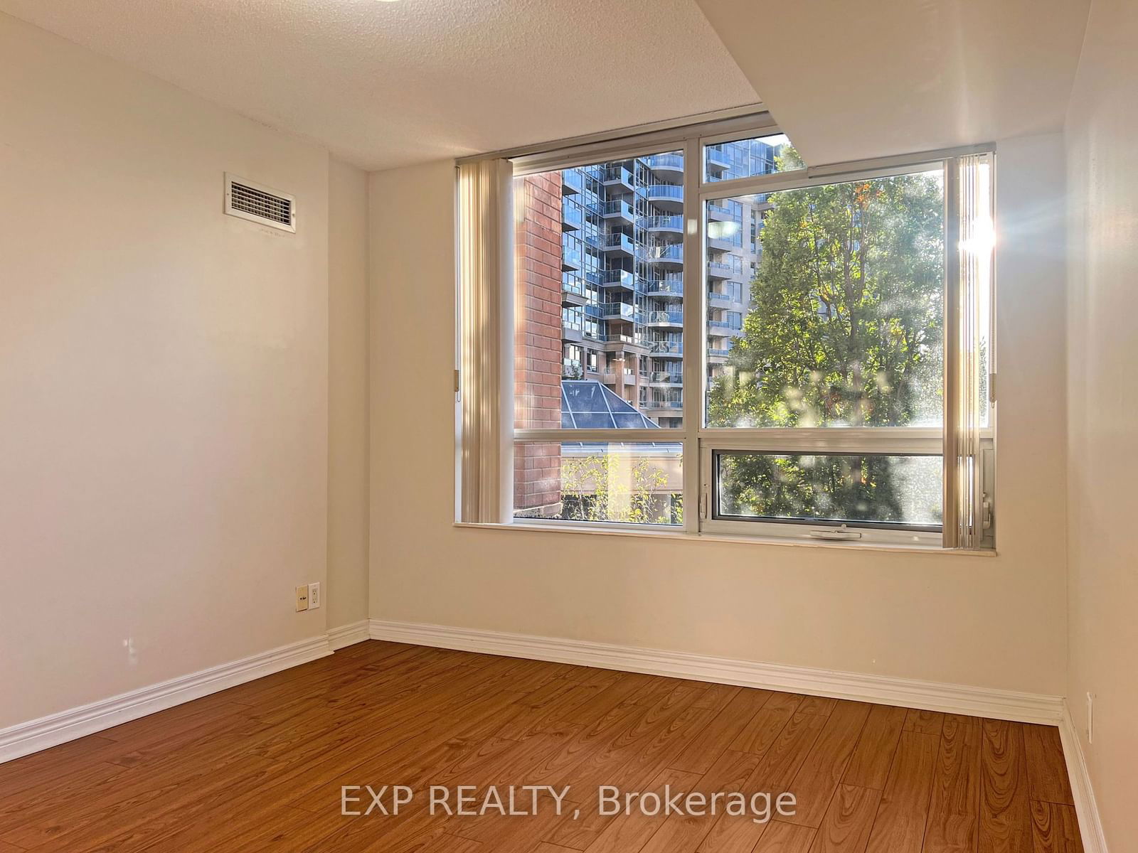 33 Cox Blvd, unit 338 for rent