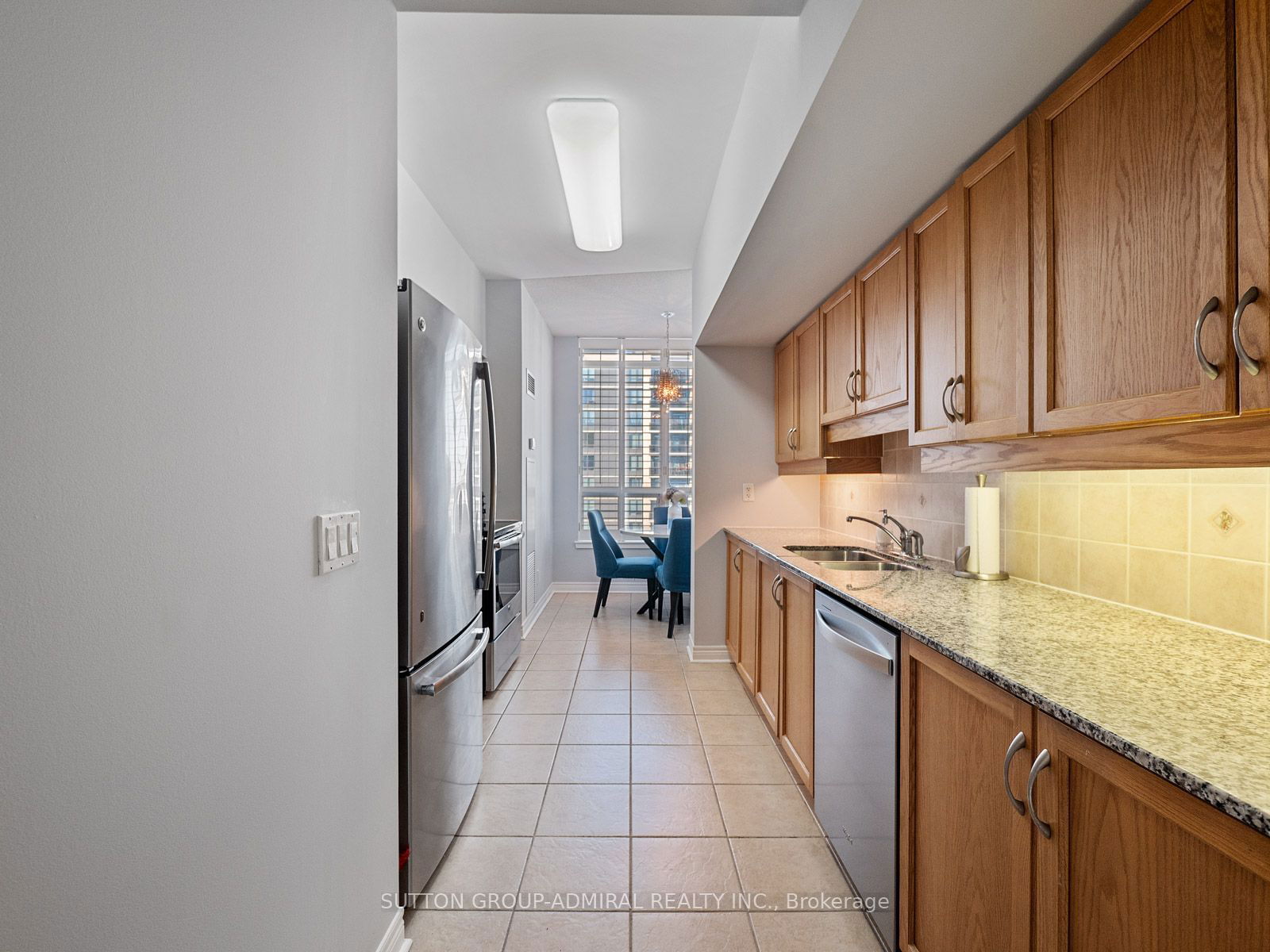 50 Disera Dr, unit 1412 for sale