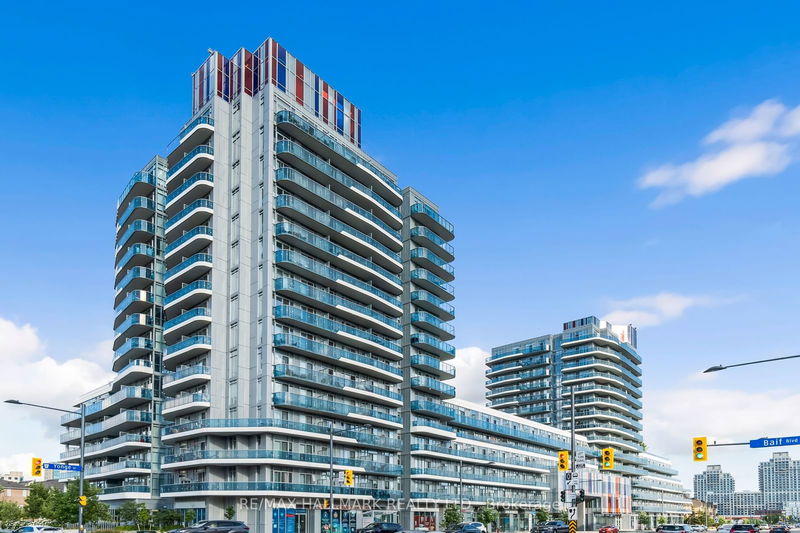 9471 Yonge St, unit 610 for sale