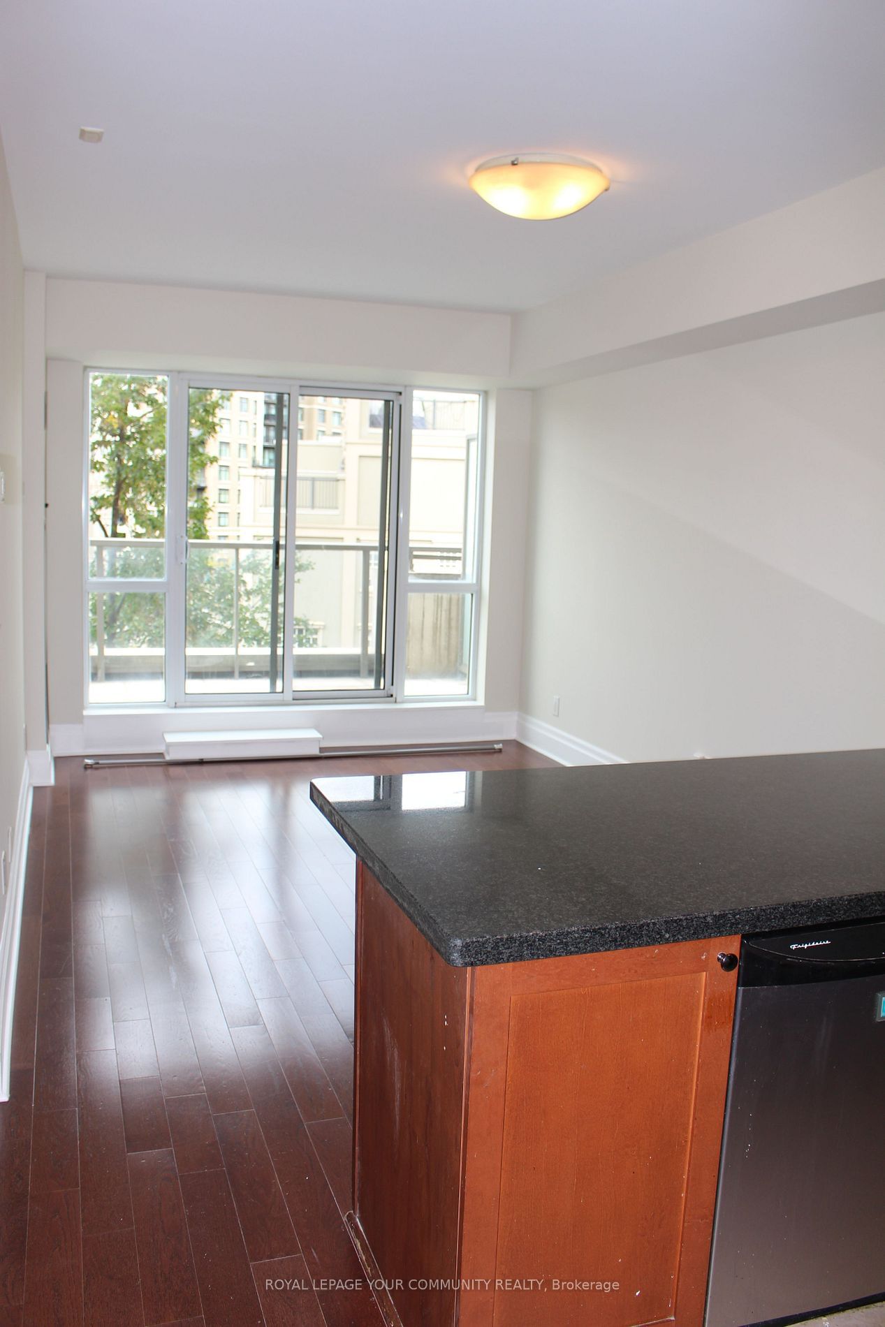 57 Upper Duke Cres, unit 304 for rent