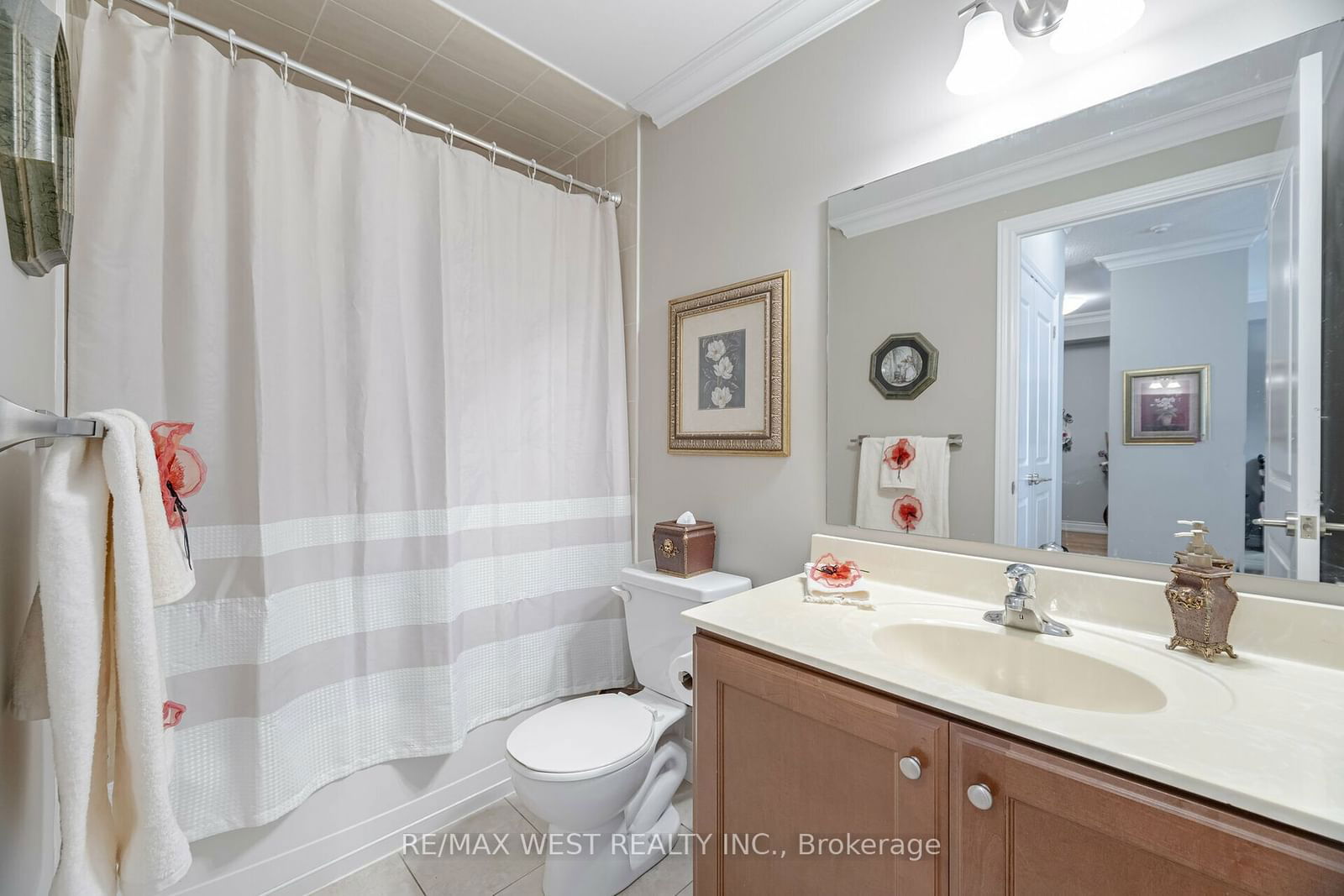 281 Woodbridge Ave, unit 509 for sale