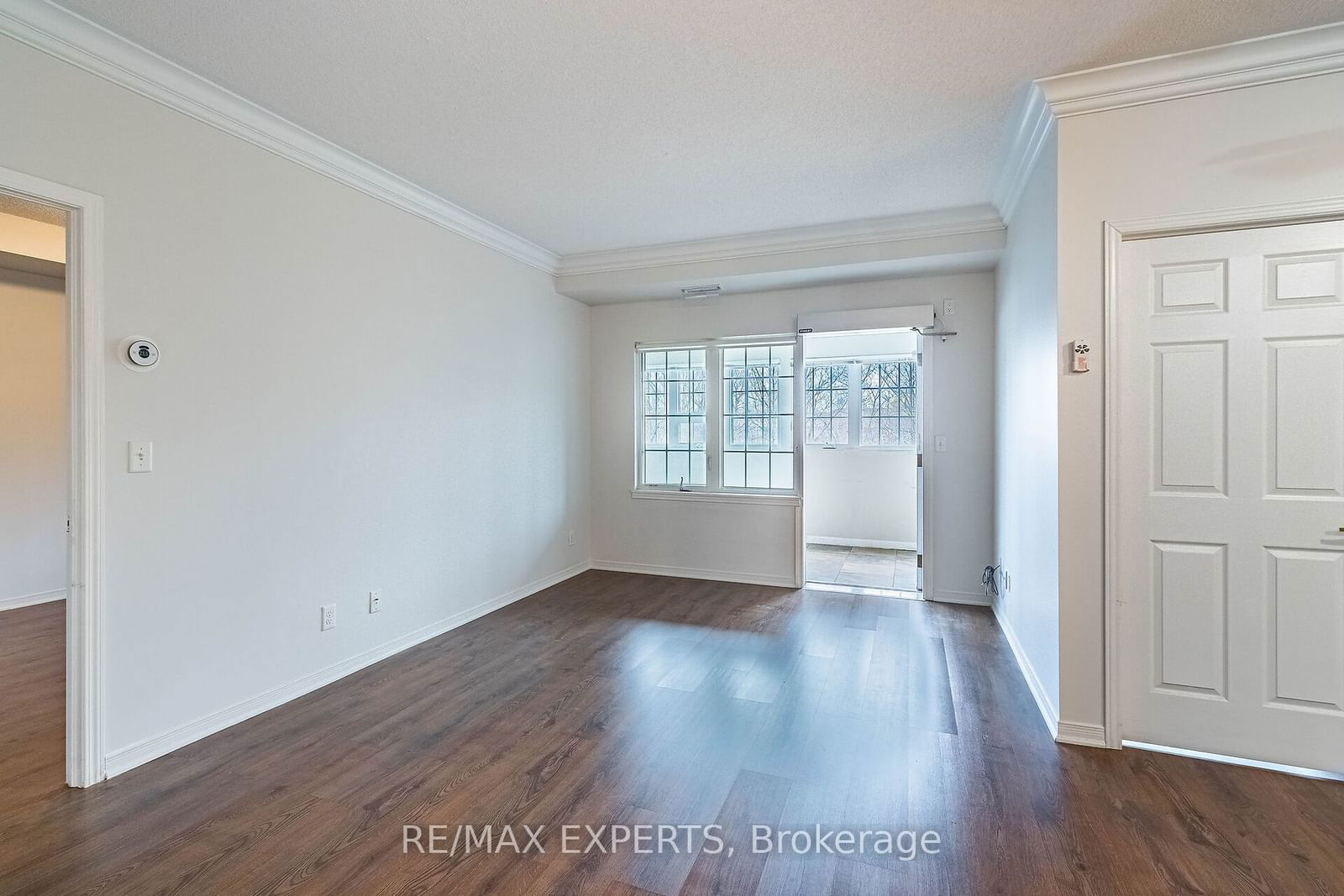 9451 Jane St, unit 206 for sale