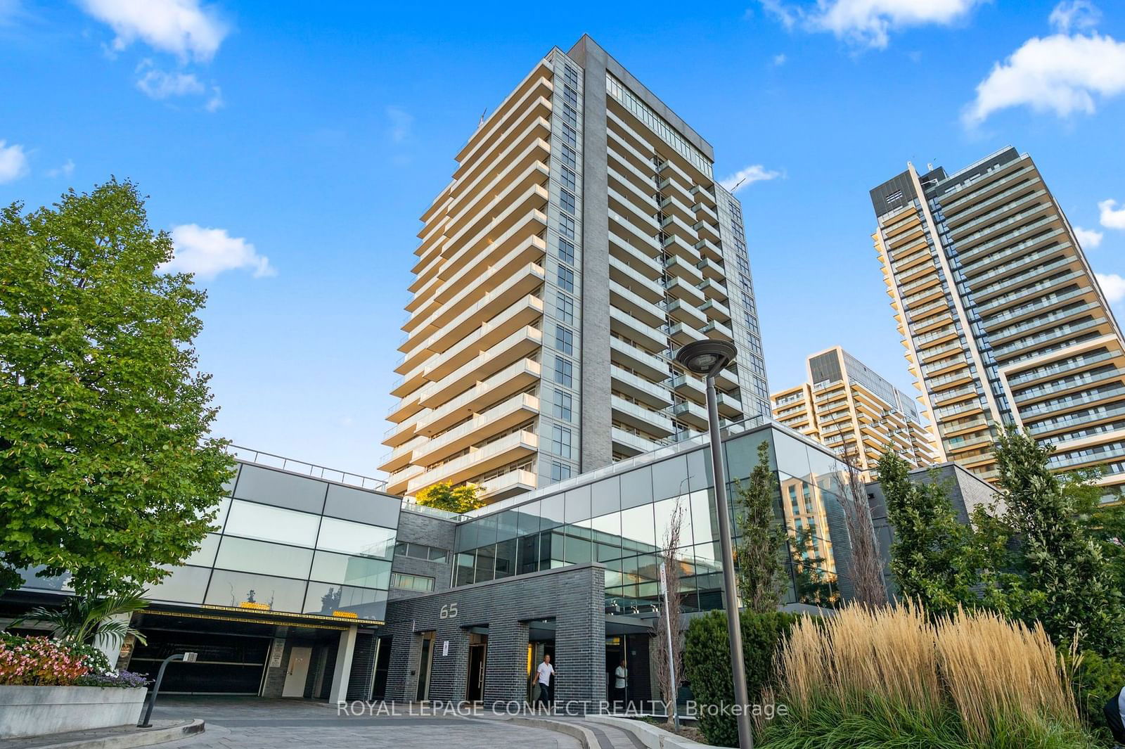 SkyCity Condos, Richmond Hill, Toronto