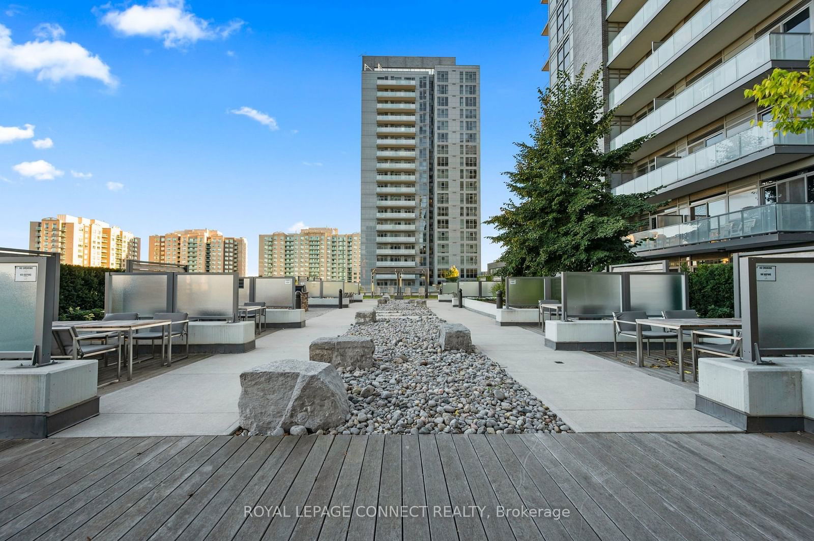 SkyCity Condos, Richmond Hill, Toronto