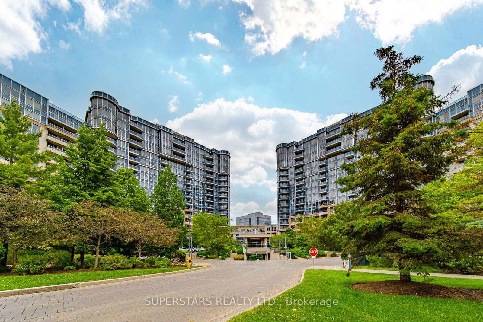 23 Cox Blvd, unit 1063 for sale