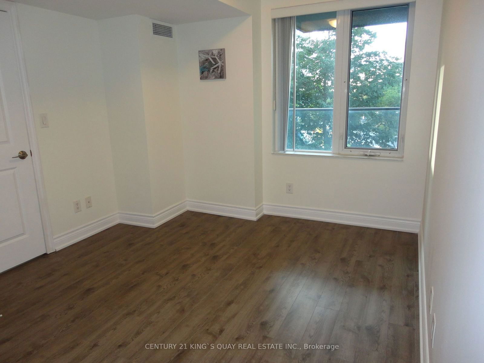 273 South Park Rd, unit 217 for rent