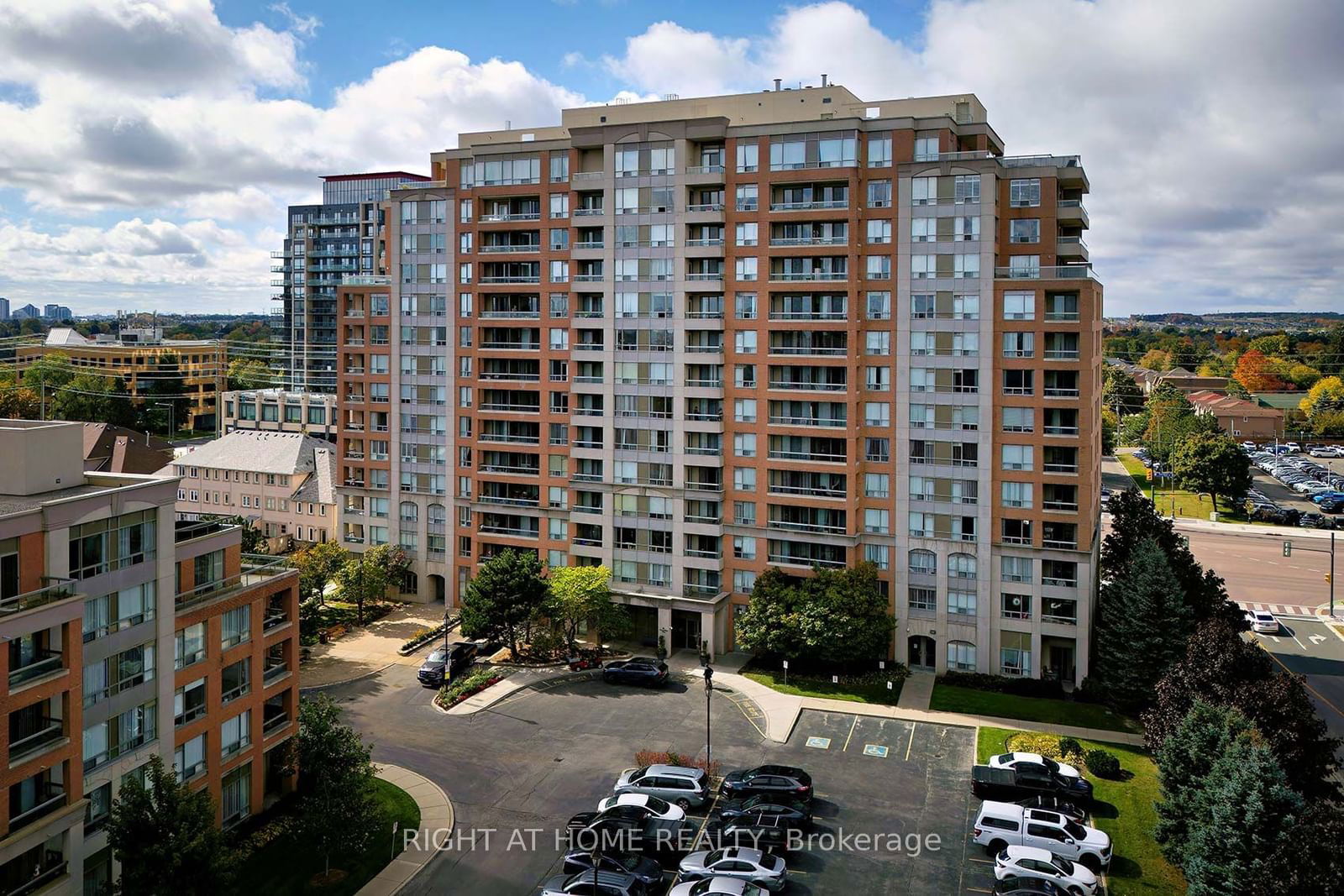 9 Northern Hts Dr, unit 412 for sale