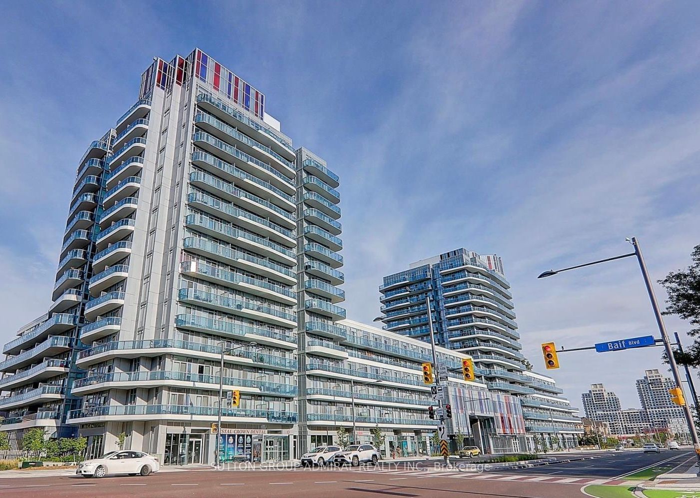 9471 Yonge St, unit 1005 for sale