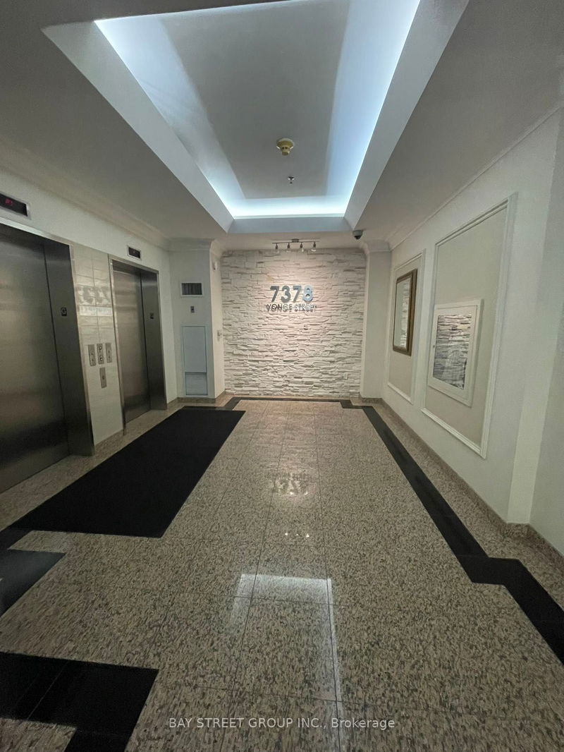 7378 Yonge St, unit 212 for sale