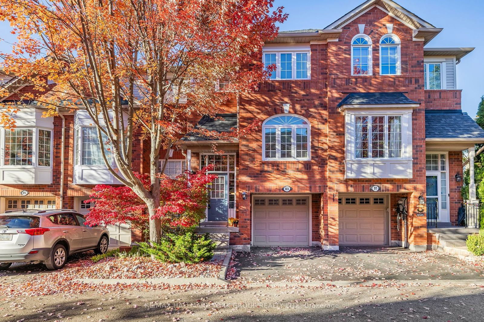 89 Mosaics Ave for sale 