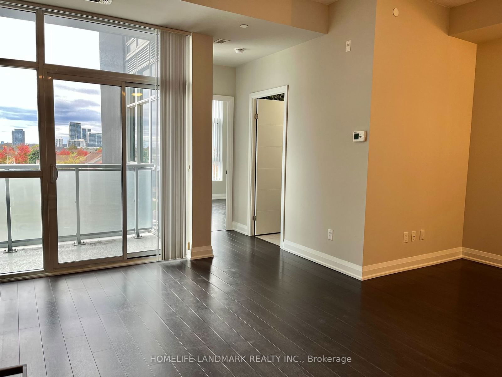 8763 Bayview Ave E, unit 519 for rent