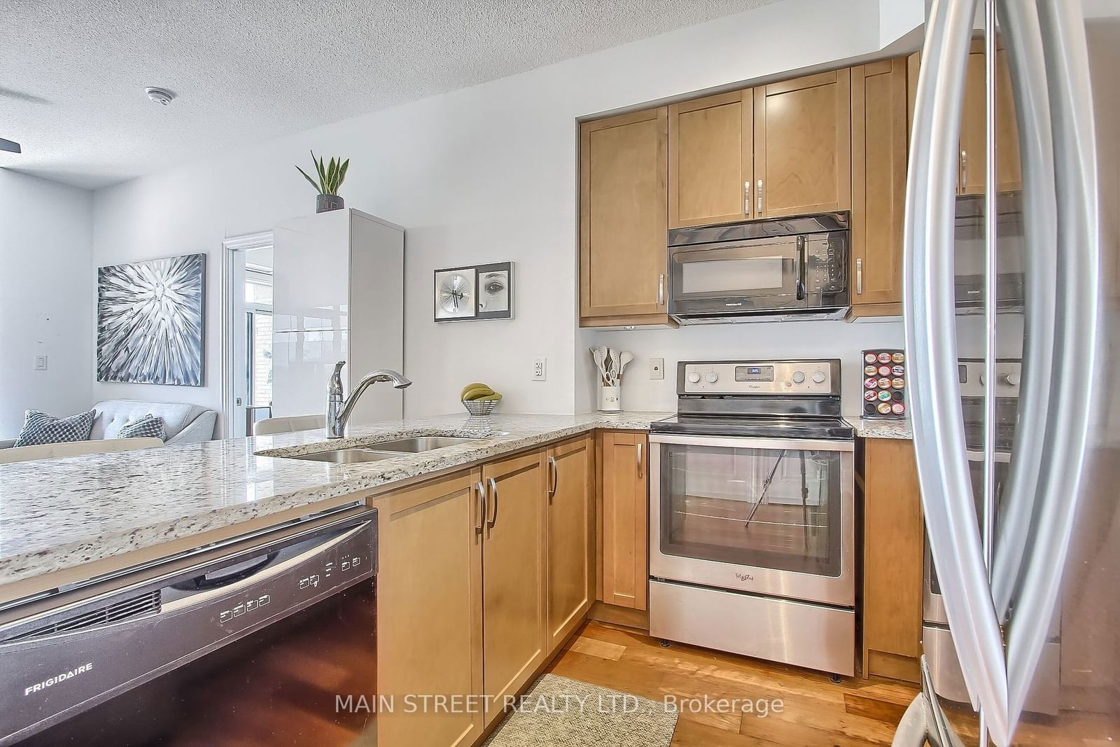 111 Civic Square Gate W, unit 320 for sale