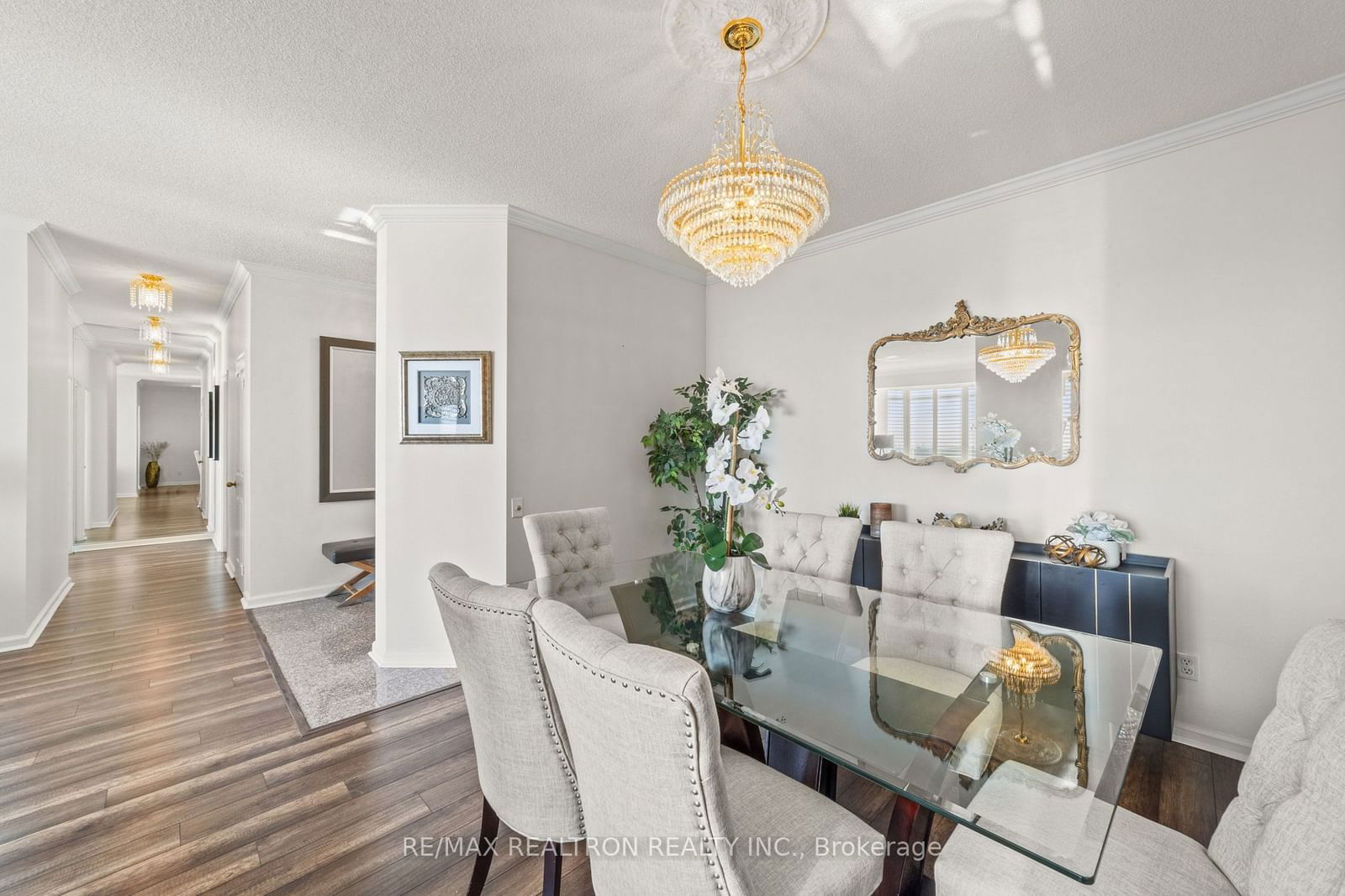 110 Promenade Circ, unit 1608 for sale