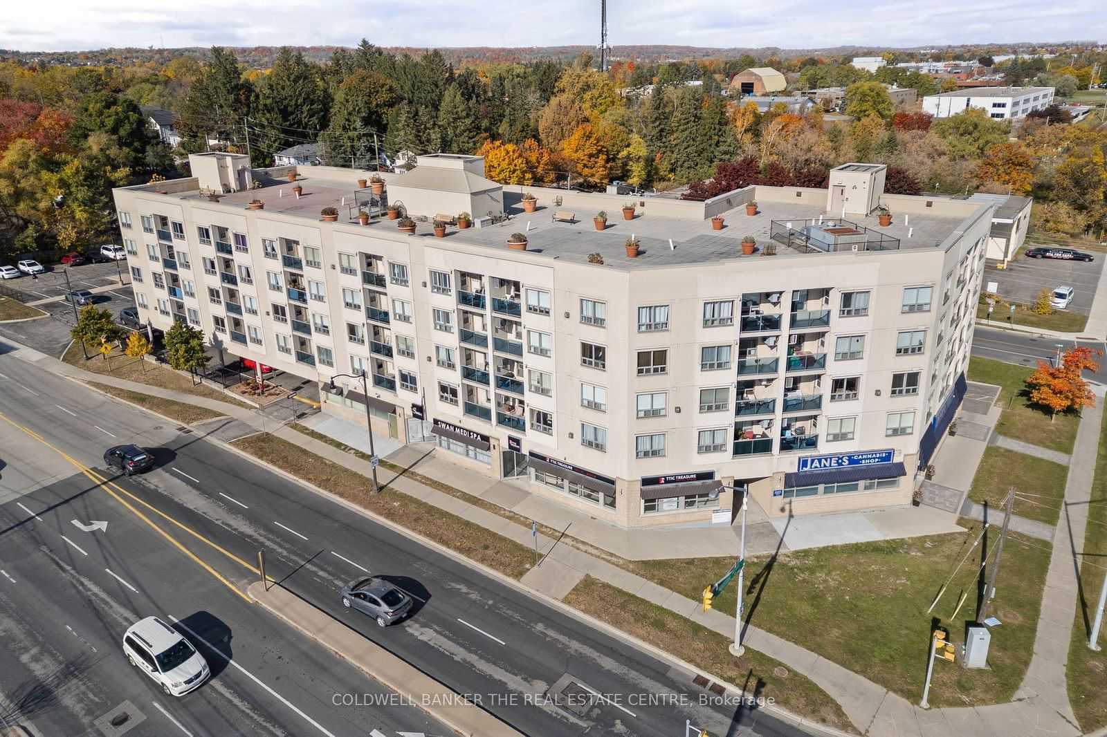 160 Wellington St E, unit 210 for sale