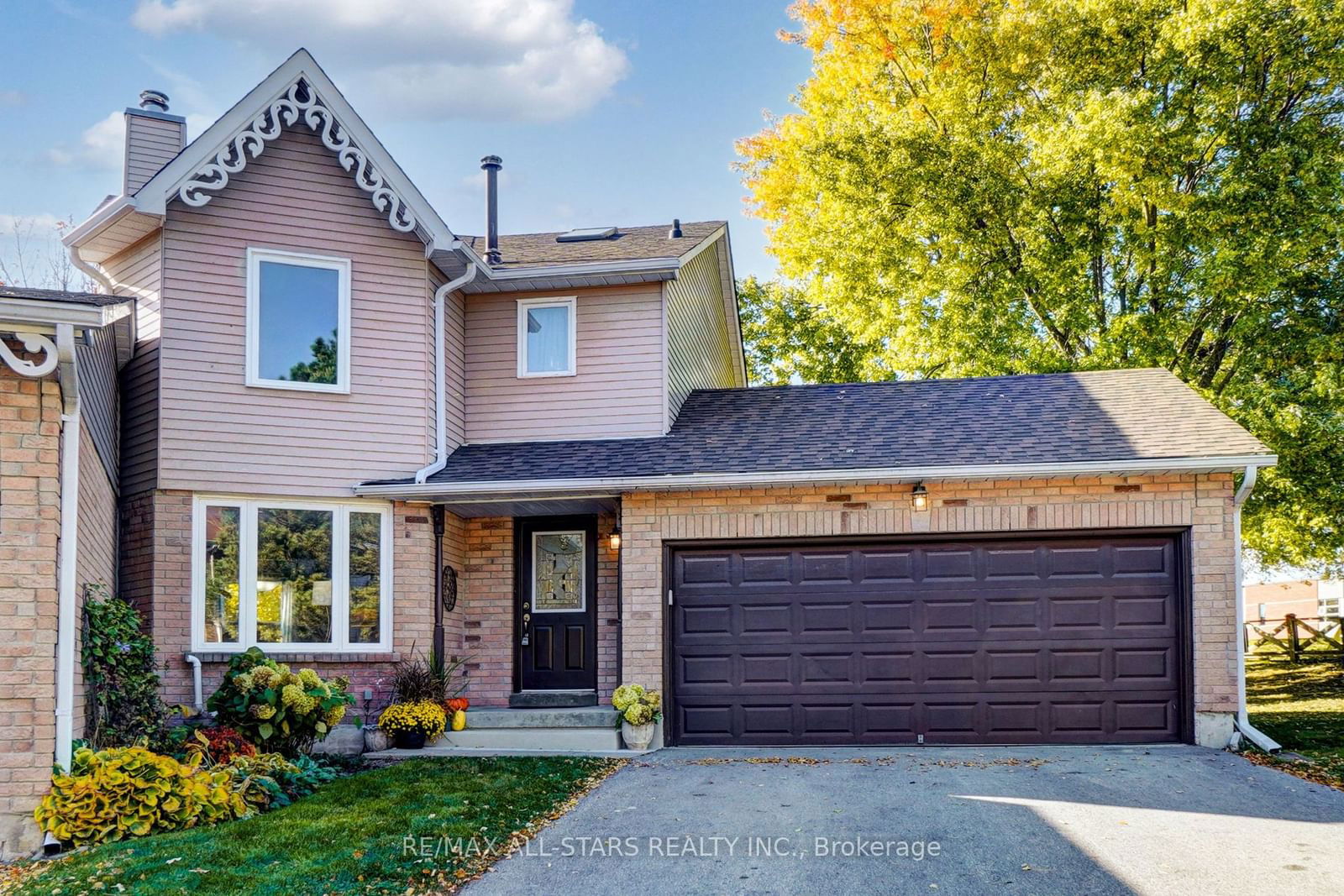 Adams Court Townhomes, Uxbridge, Toronto