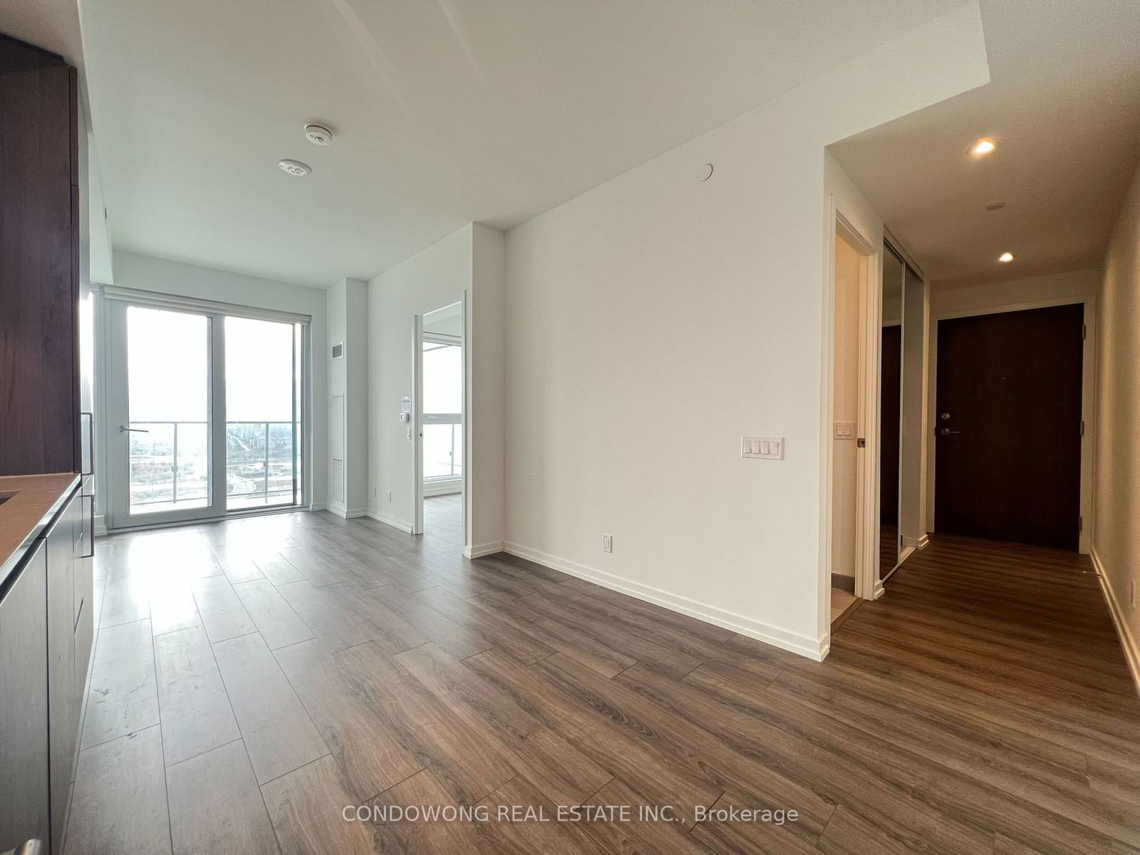 7890 Jane St, unit 5001 for rent