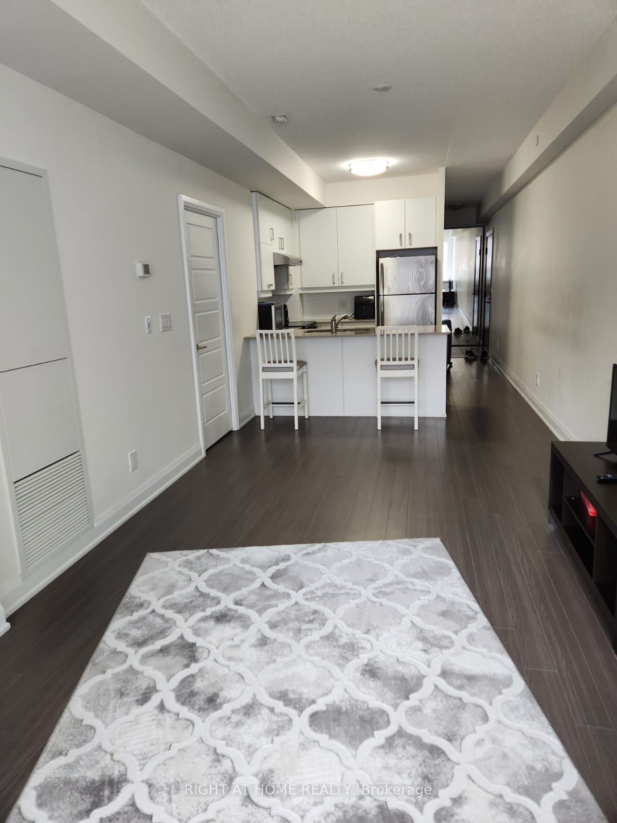 1 Uptown Dr, unit 302 for rent