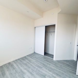 9000 Jane St, unit 2311 for rent