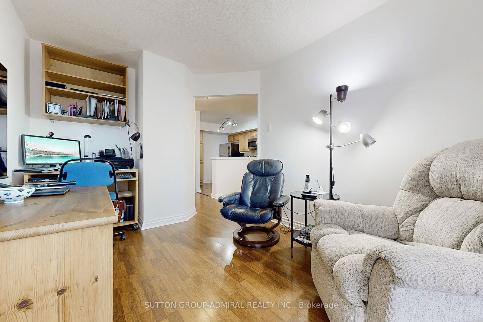 7460 Bathurst St W, unit 901 for sale