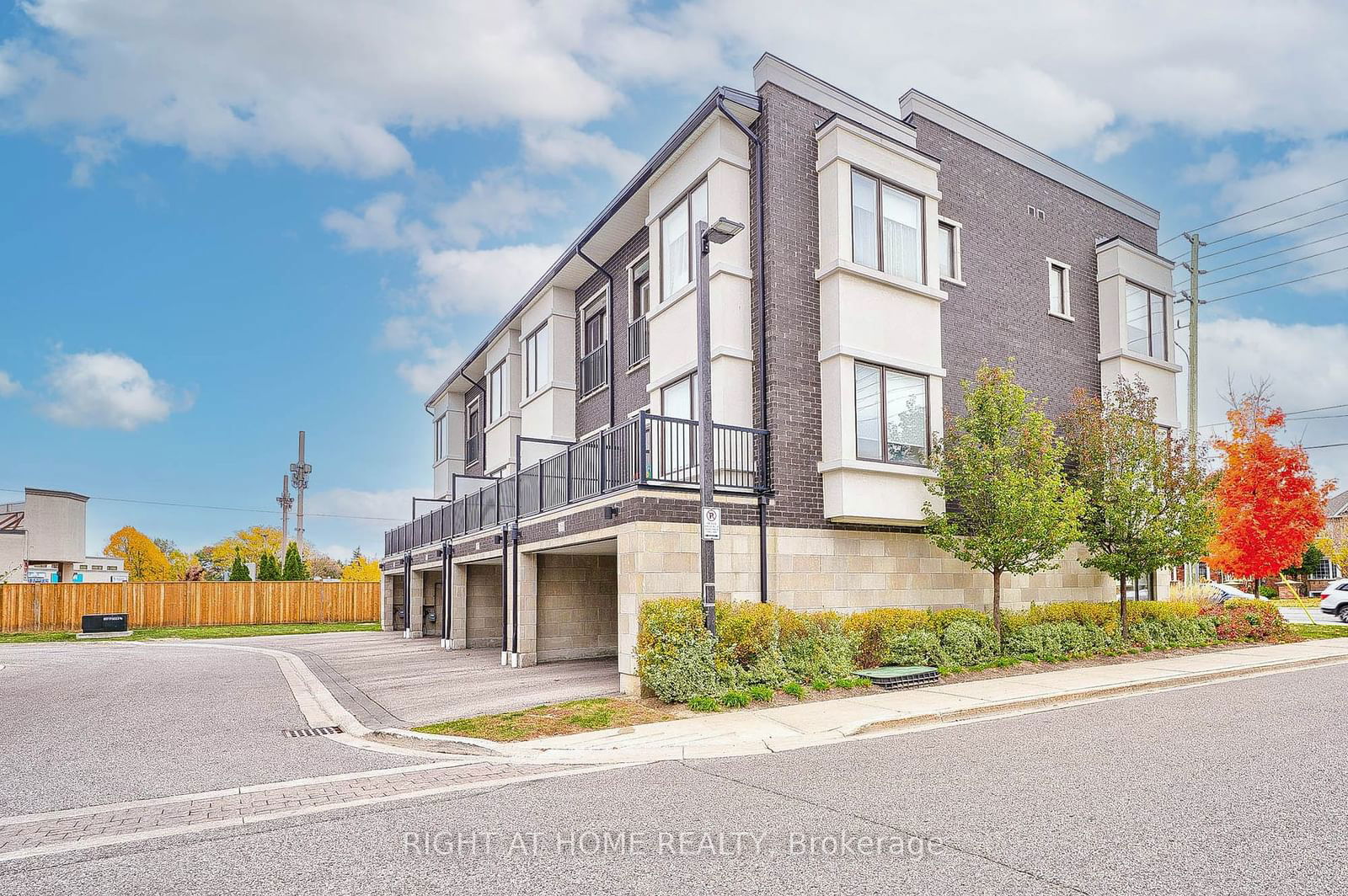 Ambler Lane Townhomes, Richmond Hill, Toronto