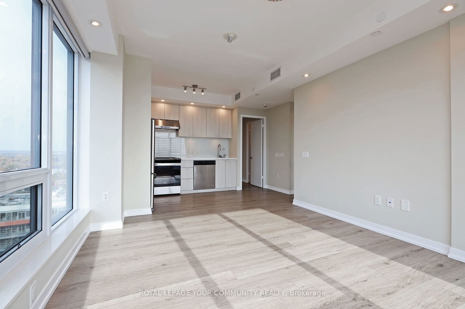 8868 Yonge St, unit 1508 for rent