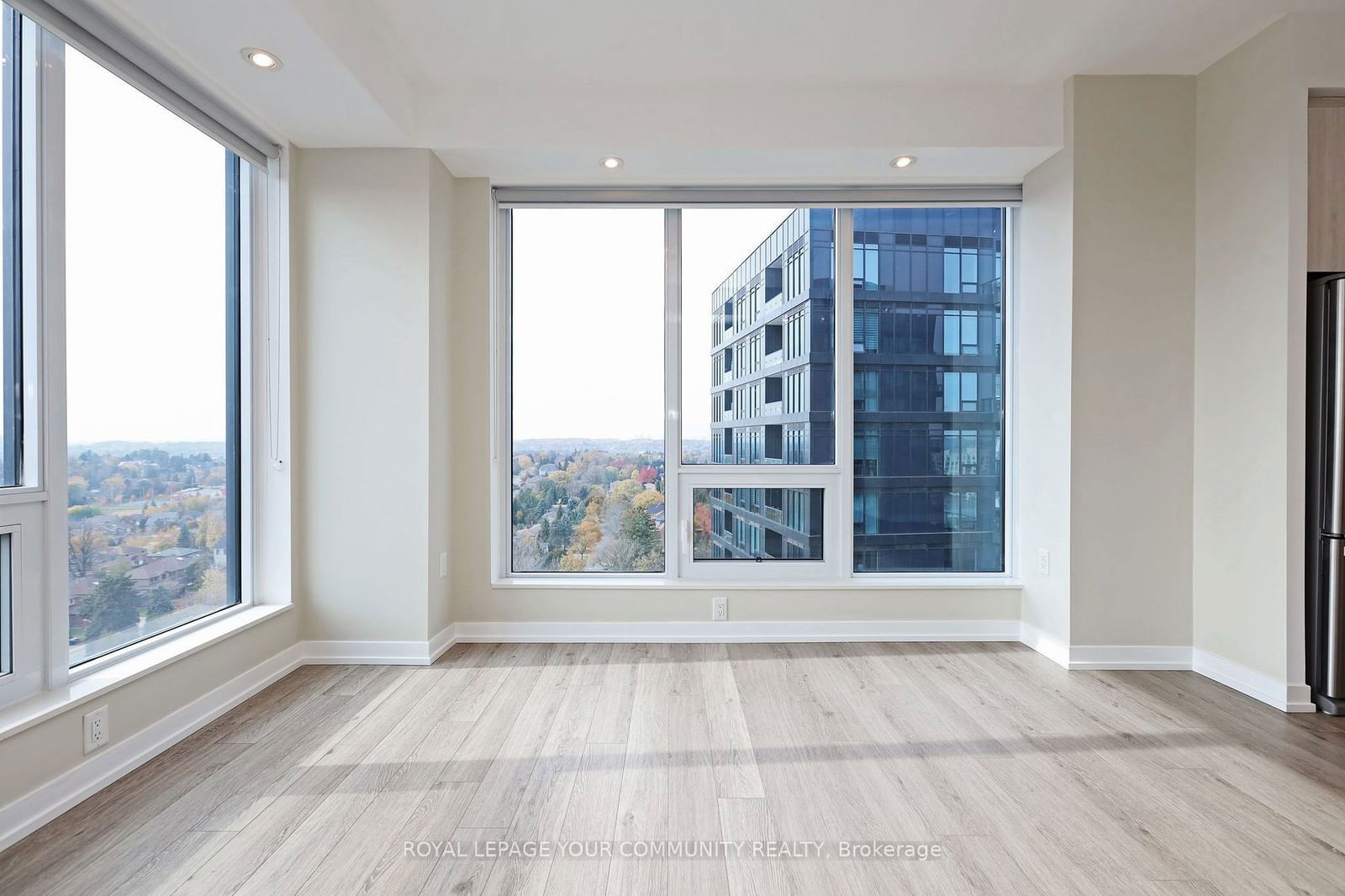 8868 Yonge St, unit 1508 for rent